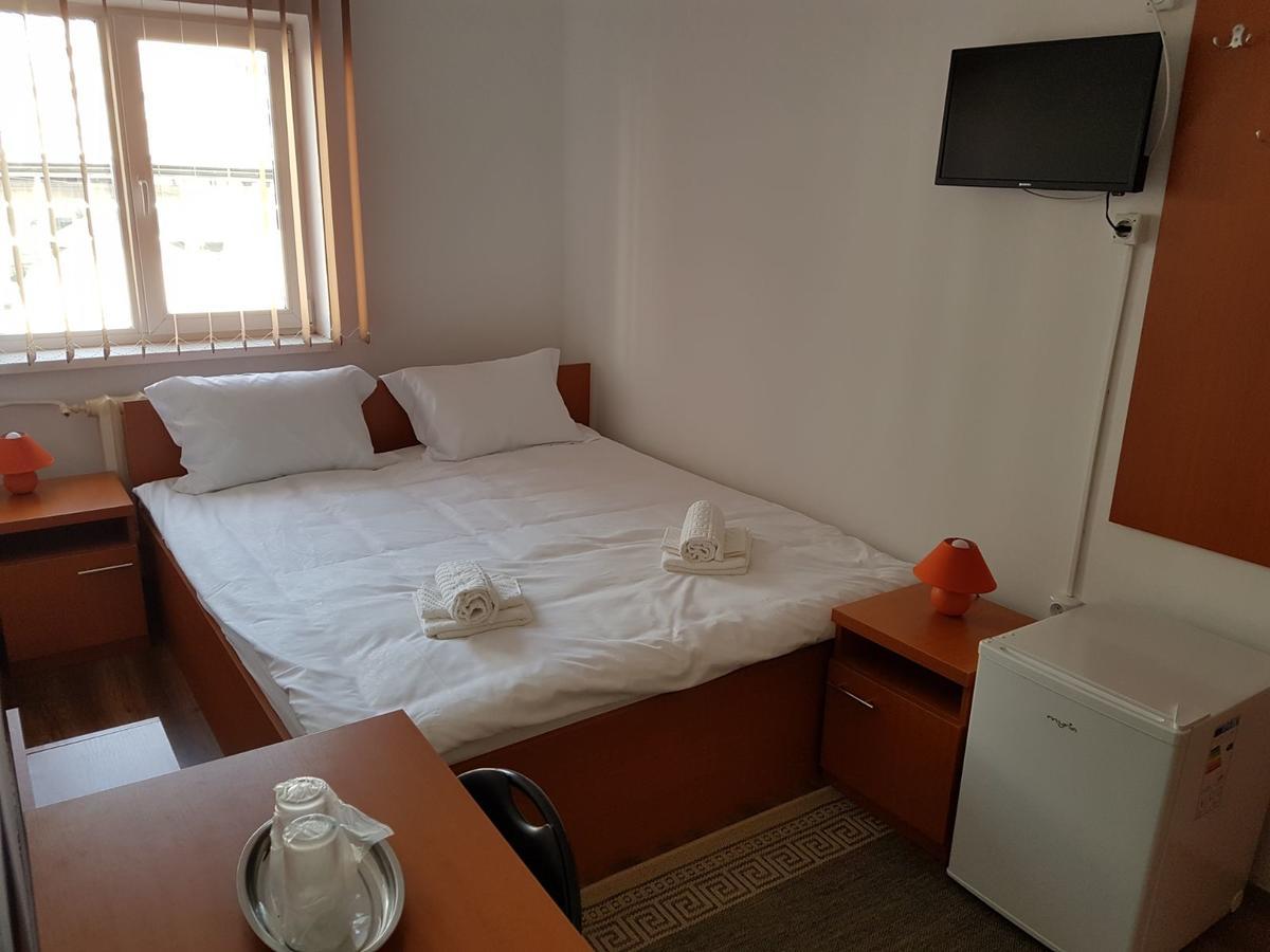 Piete Targuri Si Oboare Apartment Fagaras Luaran gambar