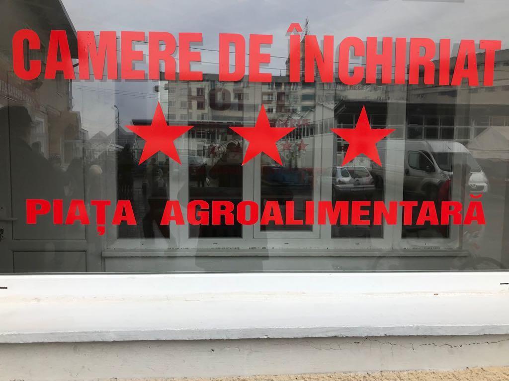 Piete Targuri Si Oboare Apartment Fagaras Luaran gambar