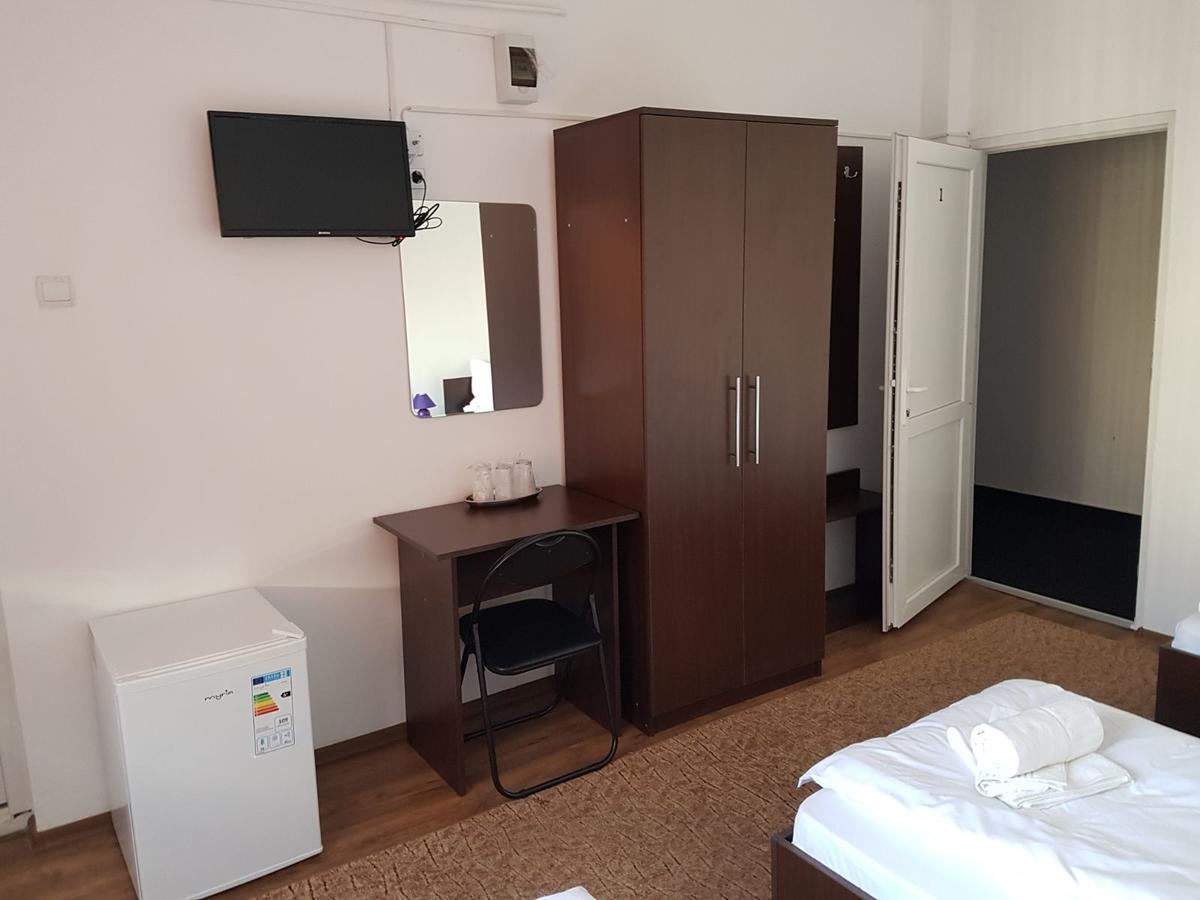Piete Targuri Si Oboare Apartment Fagaras Luaran gambar